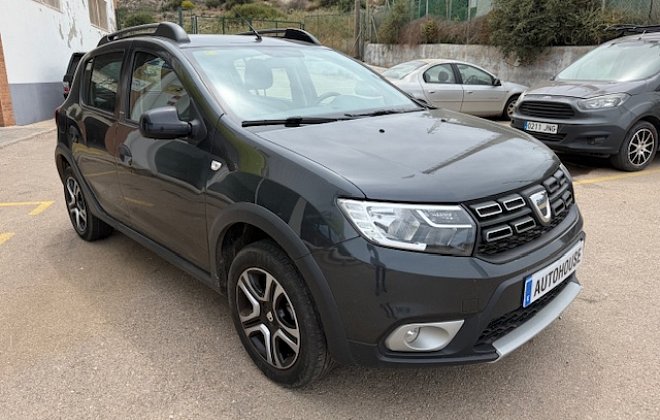 2019 Dacia Sandero 0.9 TCe Stepway Celebration - SemiAuto 