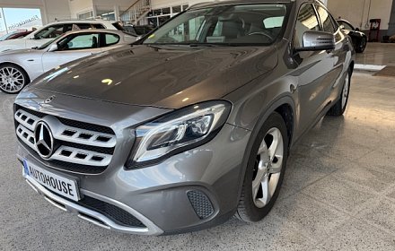 2017 Mercedes-Benz GLA180 - Automatic 