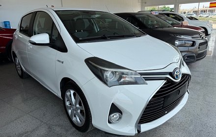 2015 Toyota Yaris 1.5 Hybrid Dynamic - Auto 